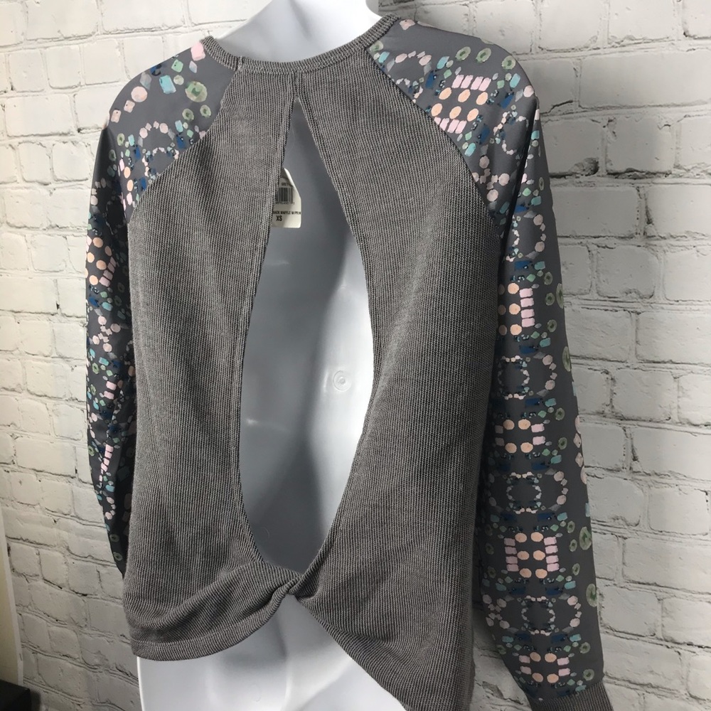 NWT Sanctuary Grey Knit Boho Twist Keyhole Back - Picture 6 of 7